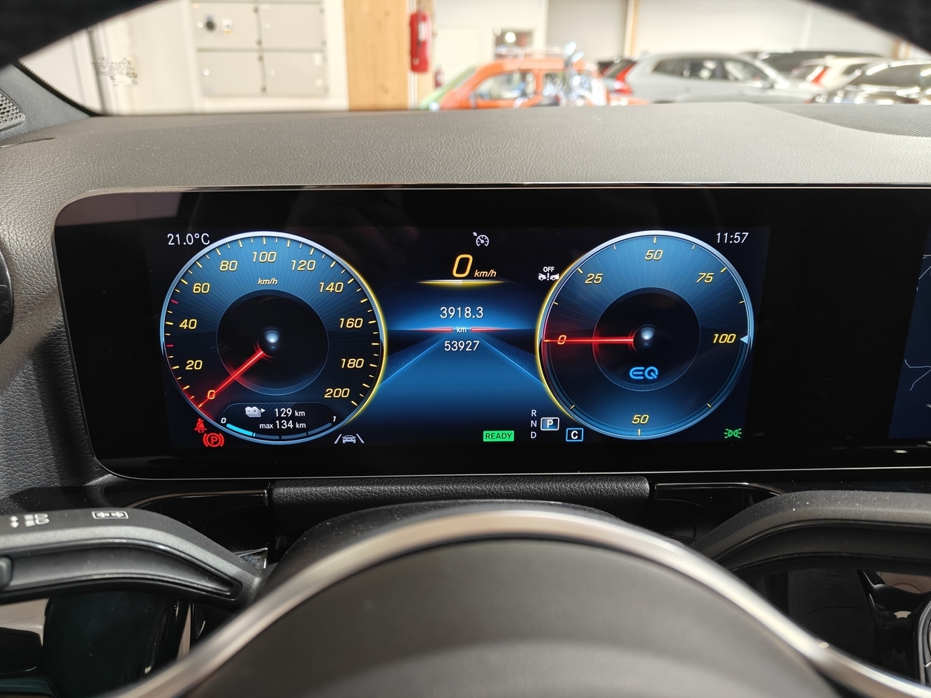 Mercedes-Benz EQA vaihtoauto