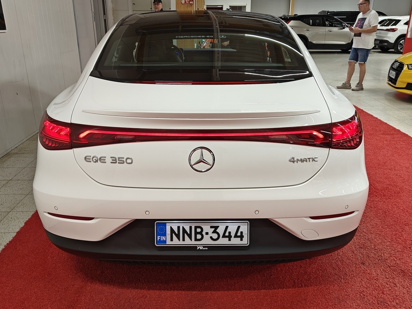 Mercedes-Benz EQE vaihtoauto