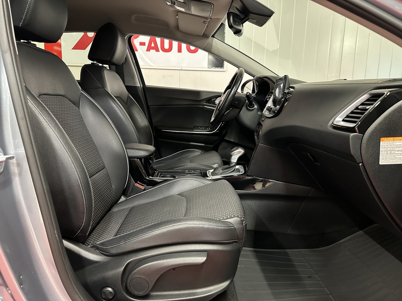 Kia XCeed vaihtoauto