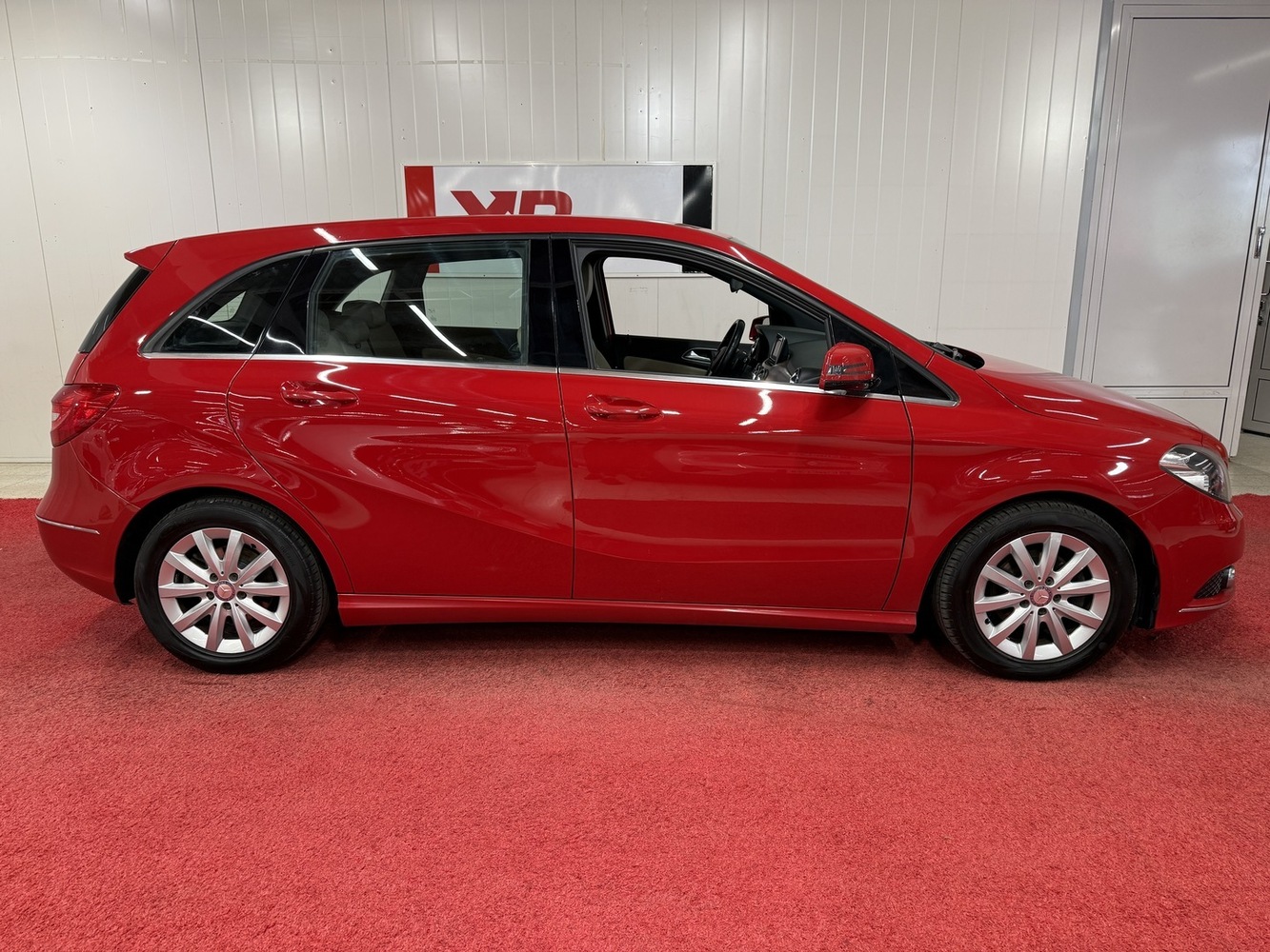Mercedes-Benz B vaihtoauto