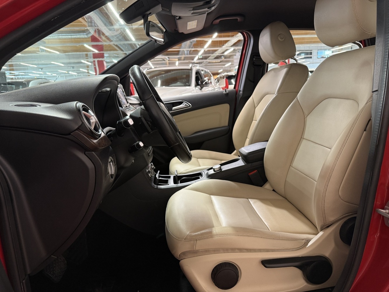Mercedes-Benz B vaihtoauto