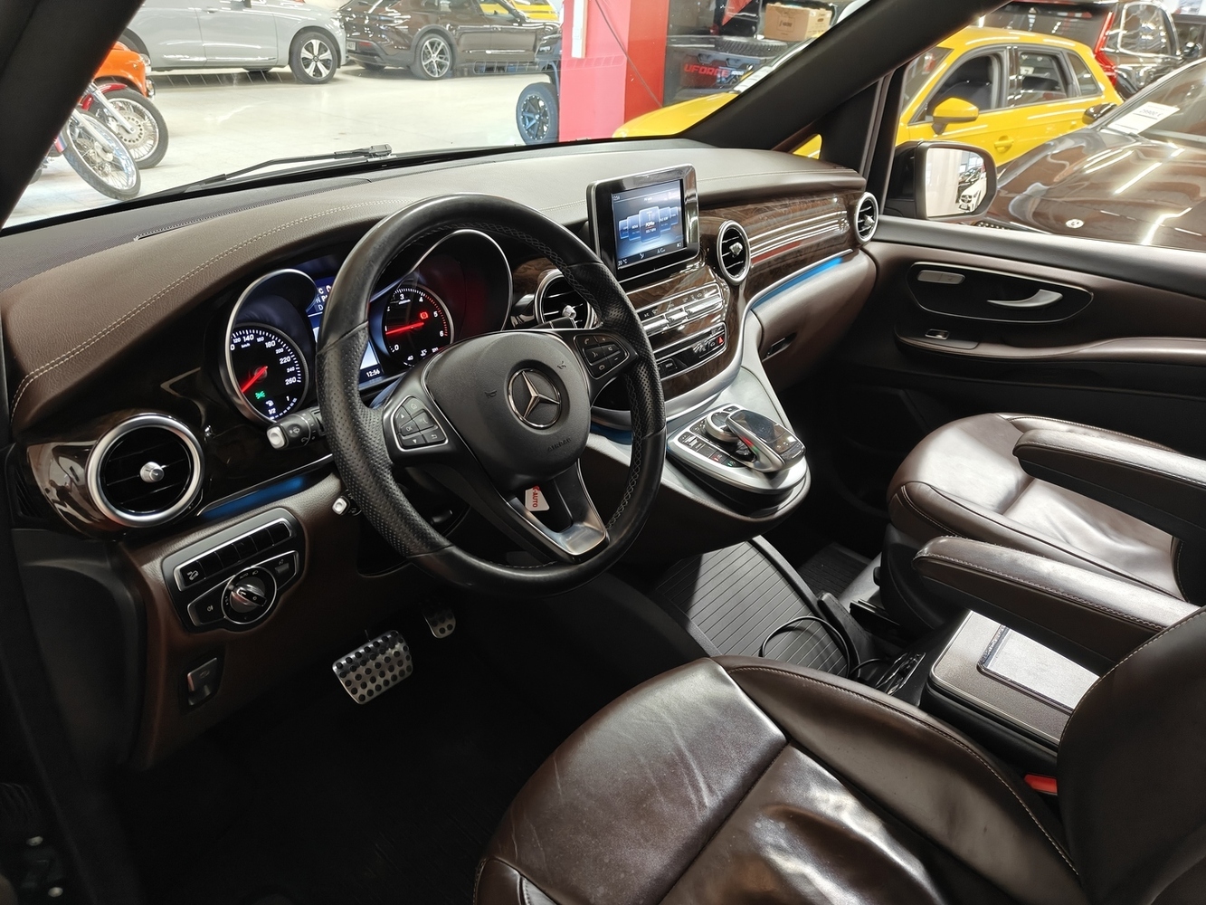 Mercedes-Benz V vaihtoauto