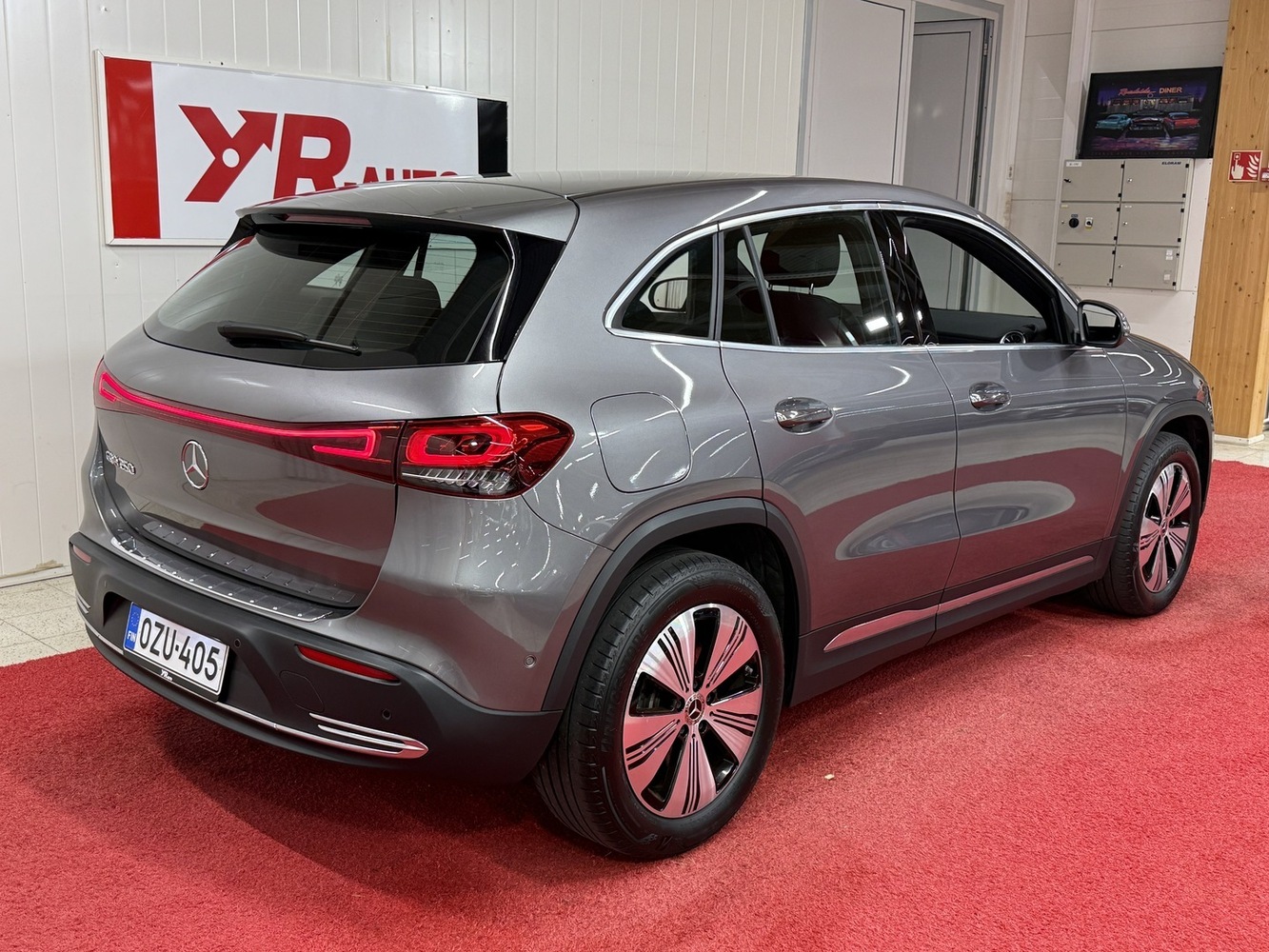 Mercedes-Benz EQA vaihtoauto