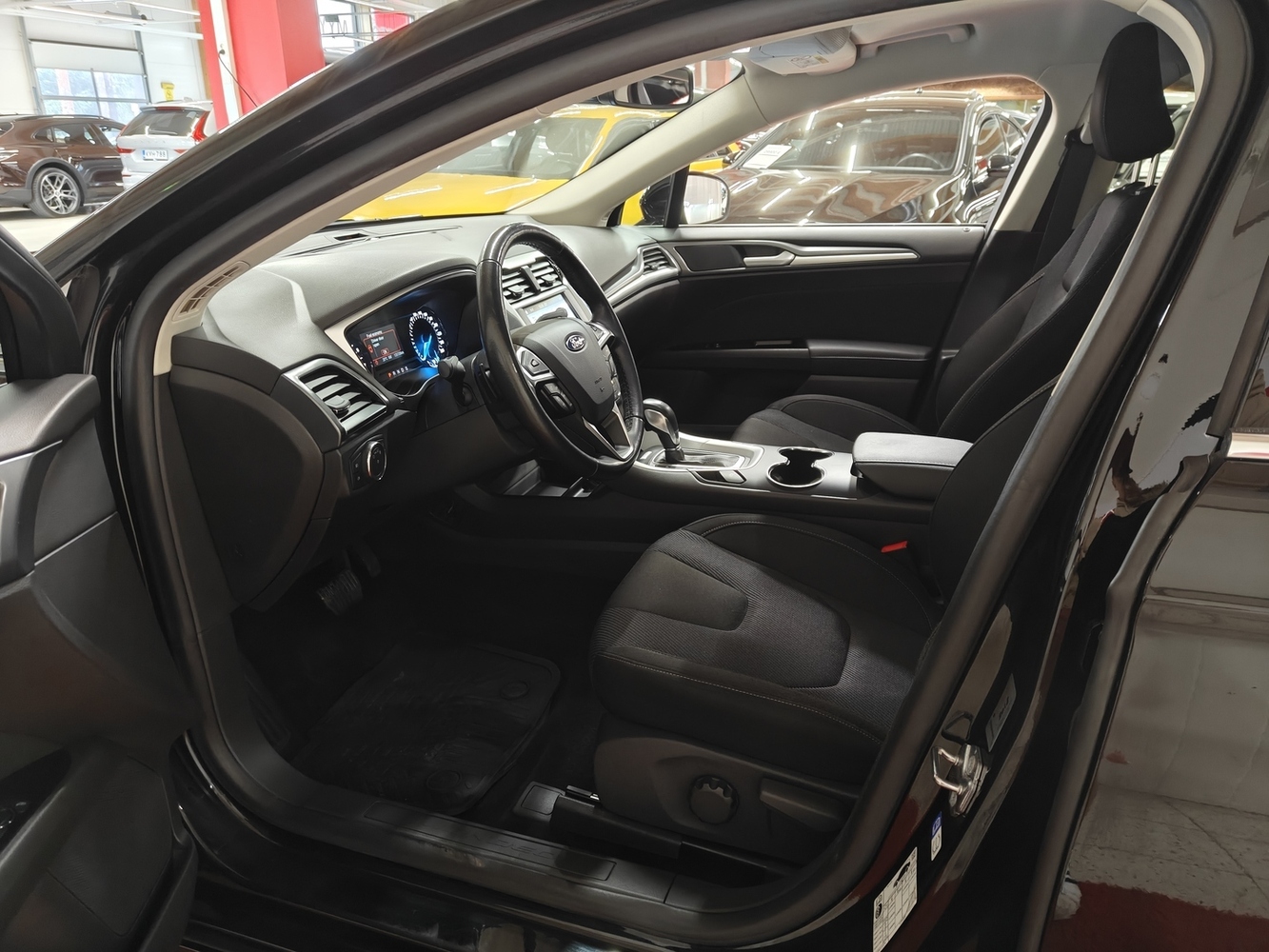 Ford Mondeo vaihtoauto