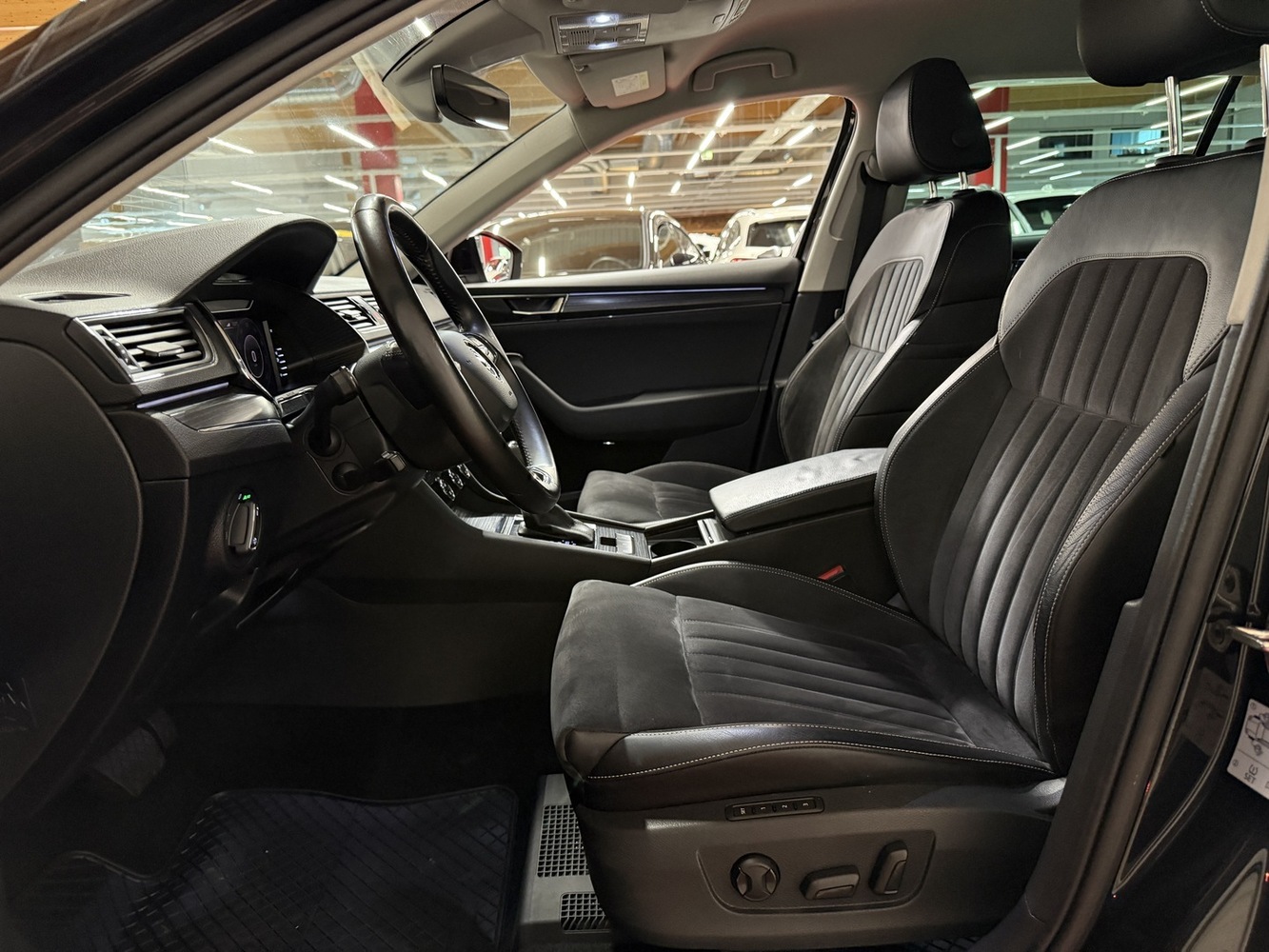 Skoda Superb vaihtoauto