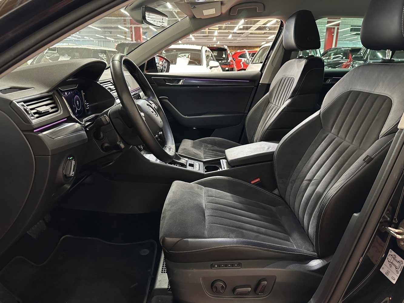 Skoda Superb vaihtoauto