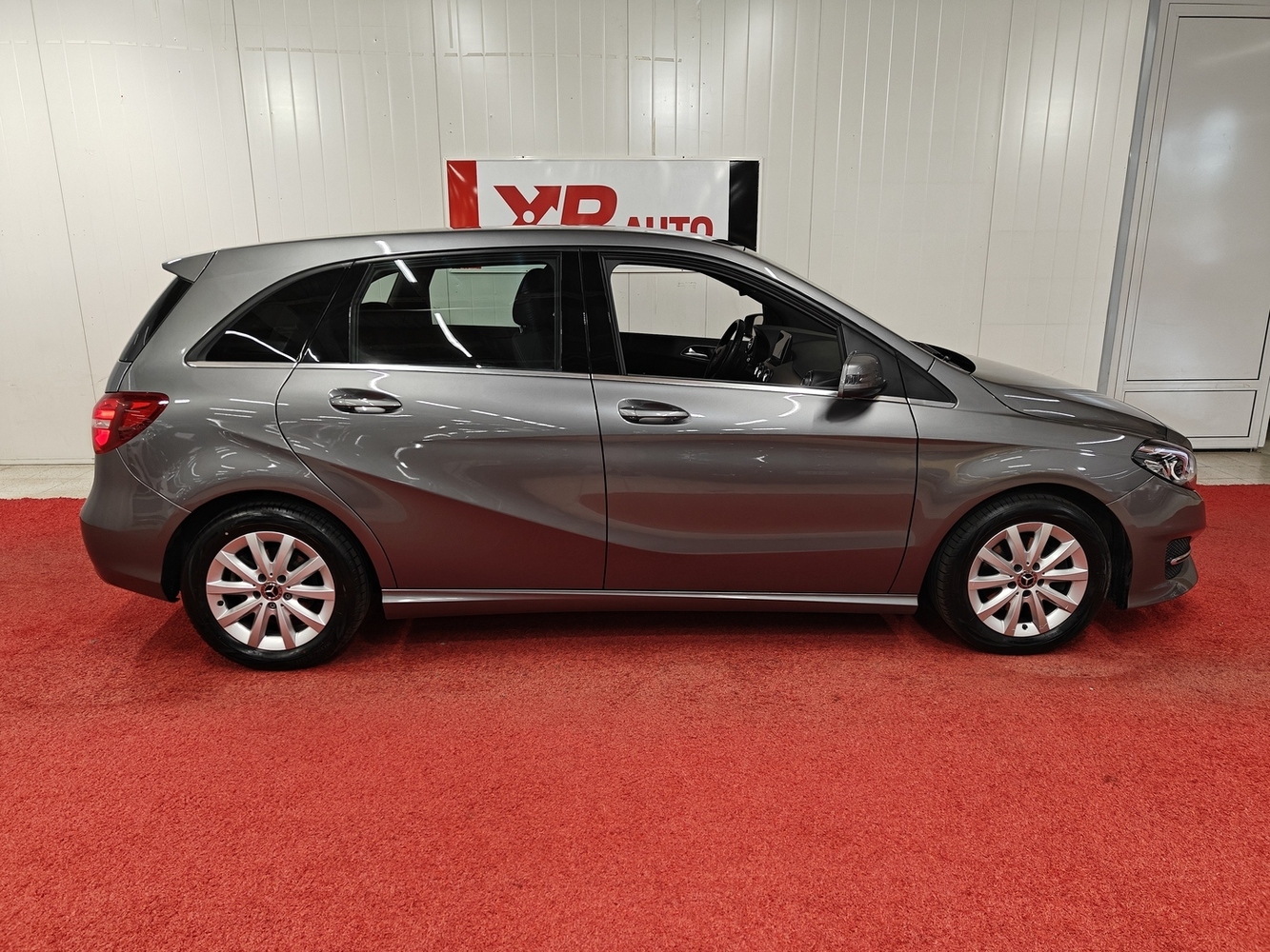 Mercedes-Benz B vaihtoauto