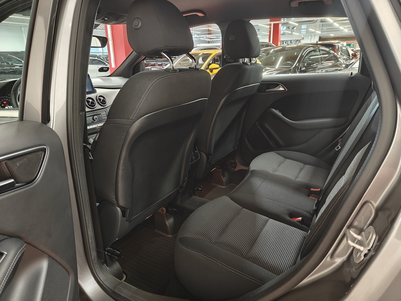 Mercedes-Benz B vaihtoauto