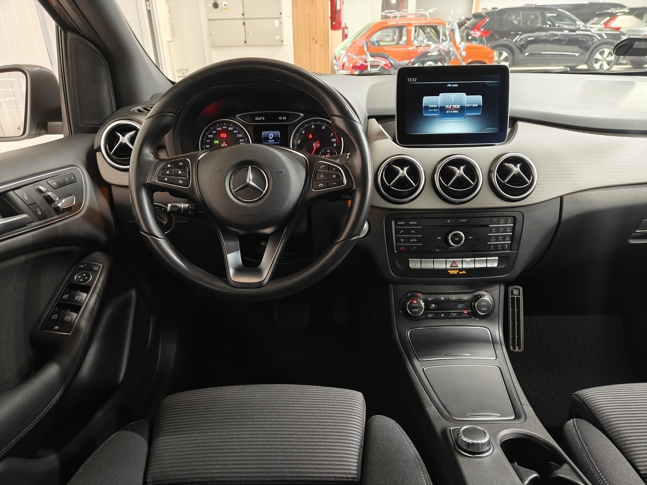 Mercedes-Benz B vaihtoauto