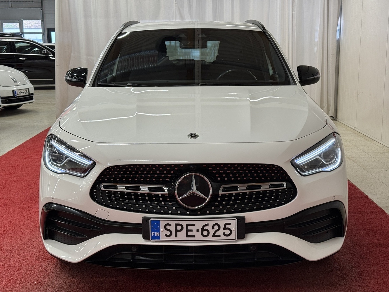 Mercedes-Benz GLA vaihtoauto