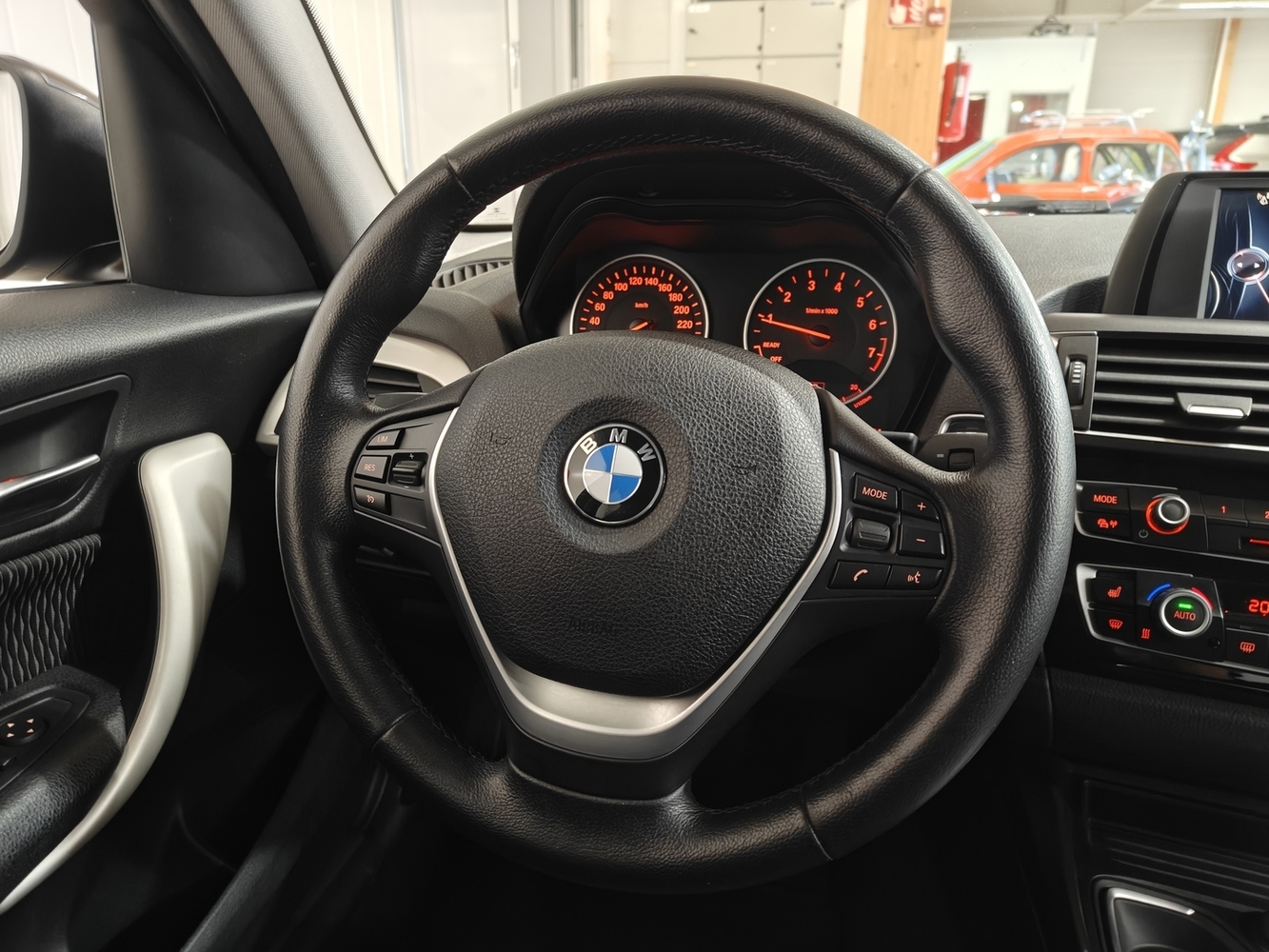 BMW 118 vaihtoauto