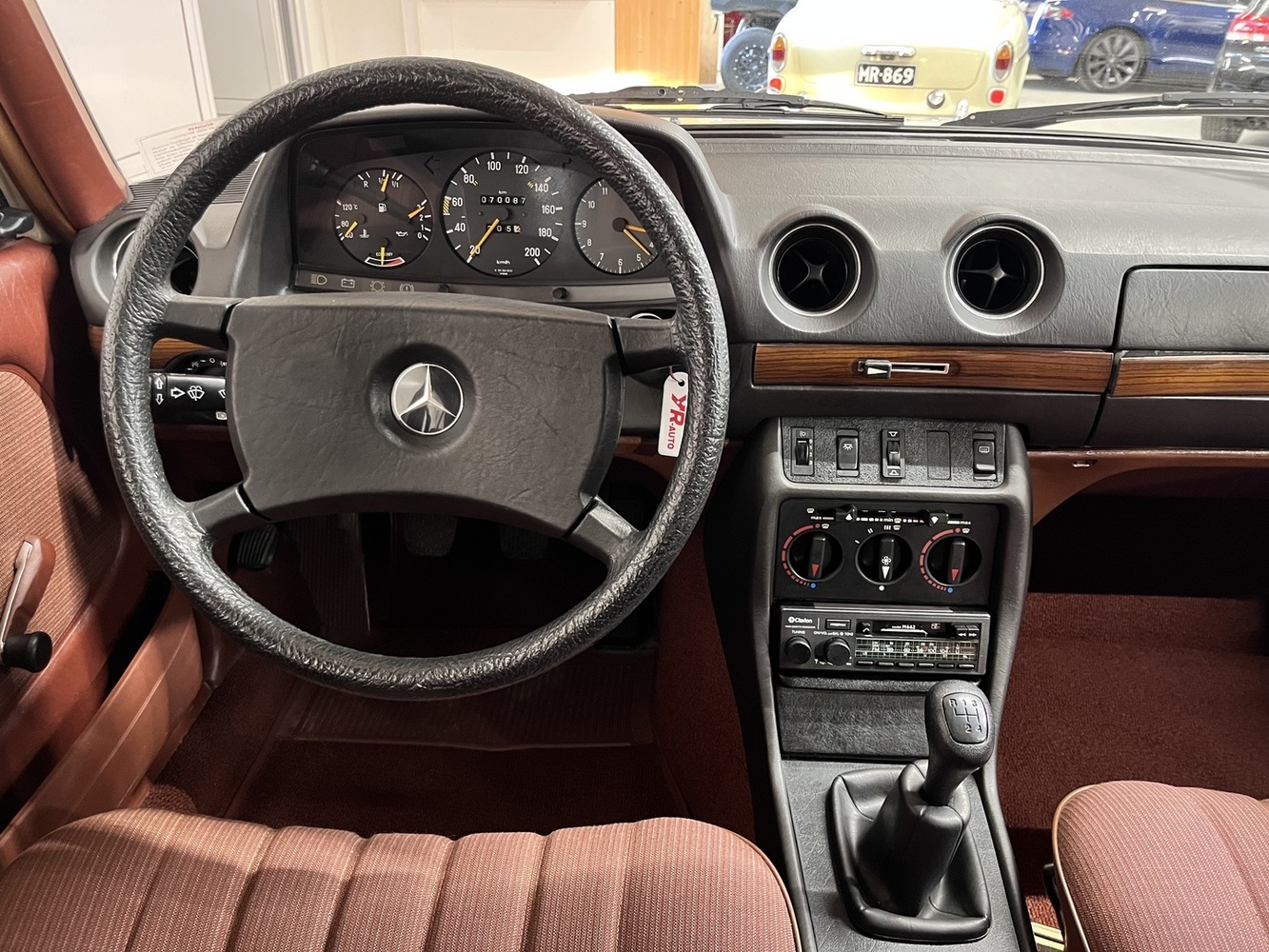 Mercedes-Benz 200 vaihtoauto