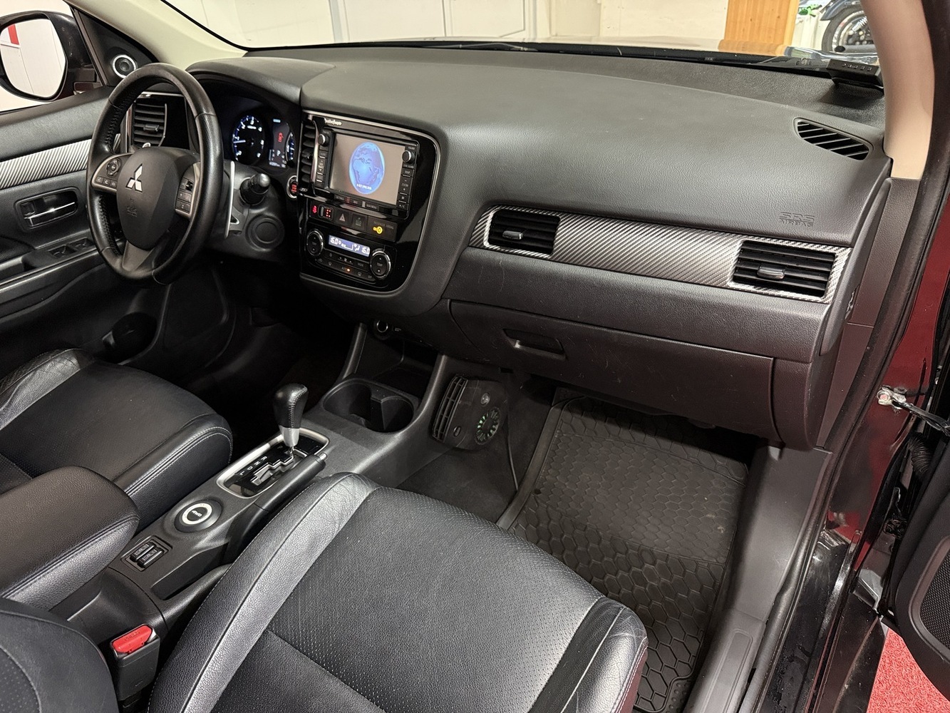 Mitsubishi Outlander vaihtoauto