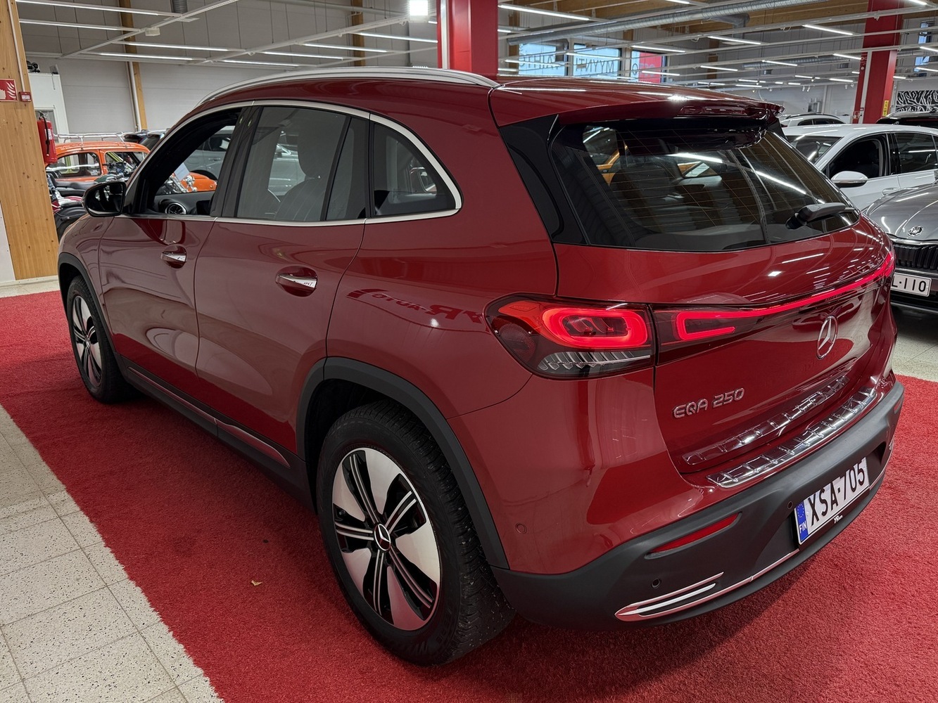 Mercedes-Benz EQA vaihtoauto