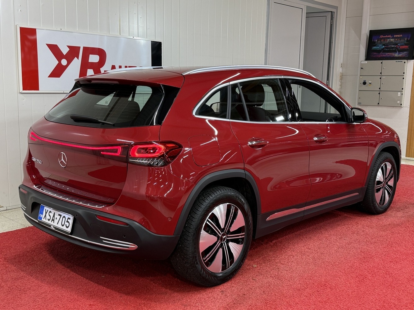 Mercedes-Benz EQA vaihtoauto