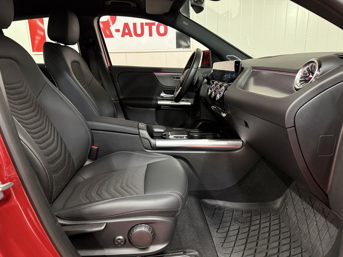 Mercedes-Benz EQA vaihtoauto