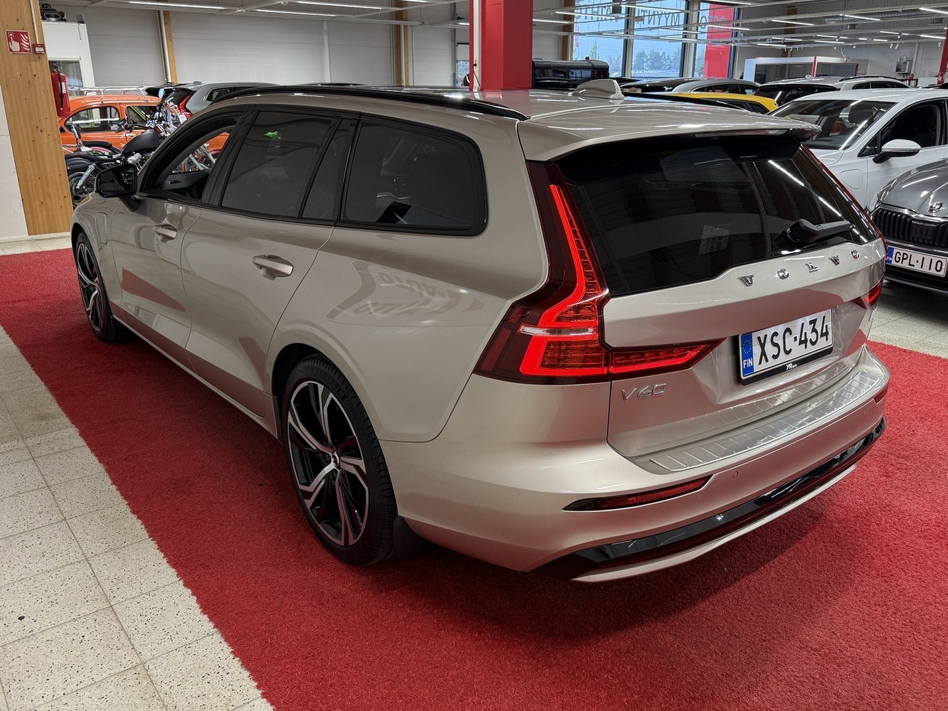 Volvo V60 vaihtoauto
