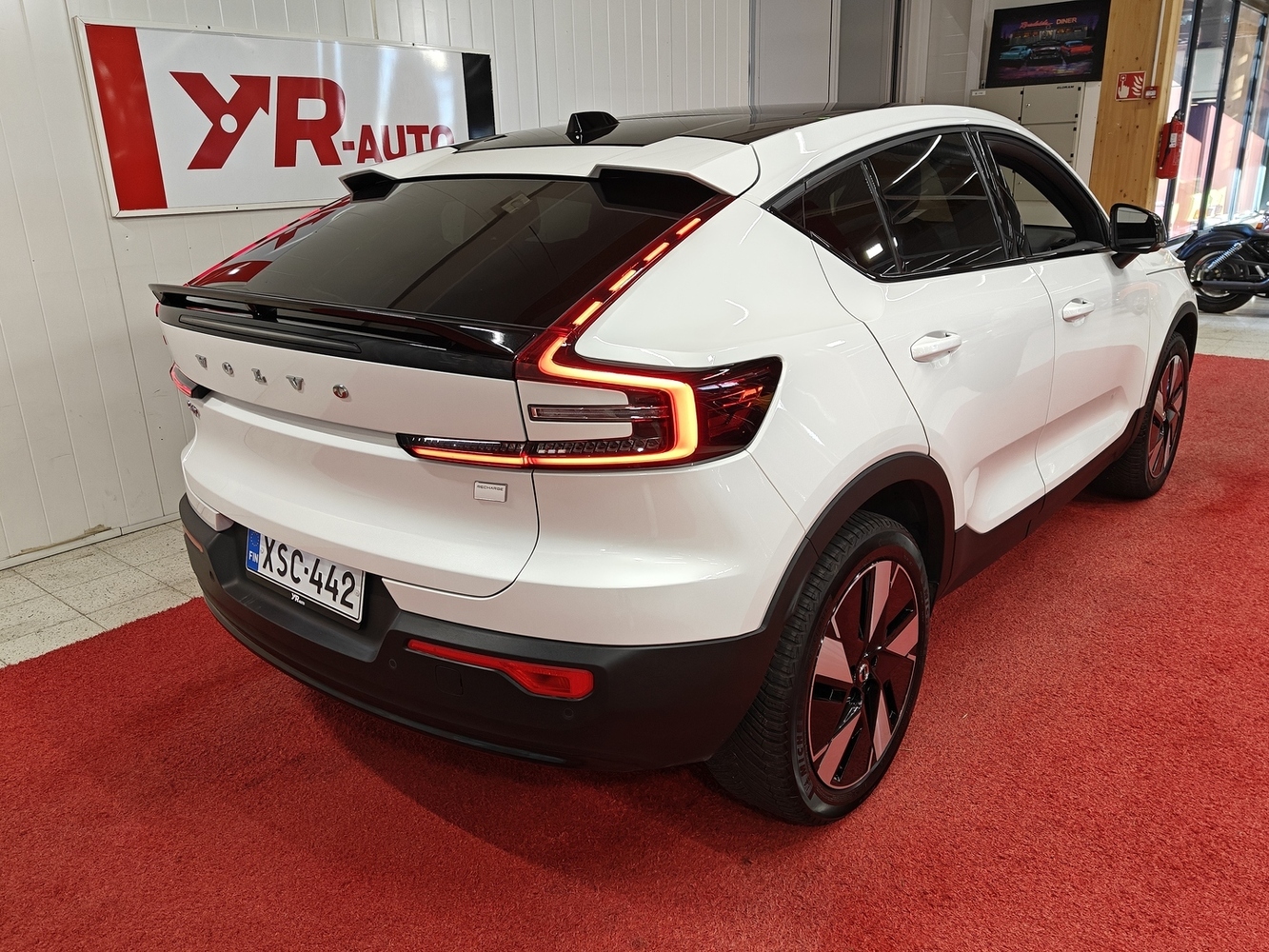 Volvo C40 vaihtoauto