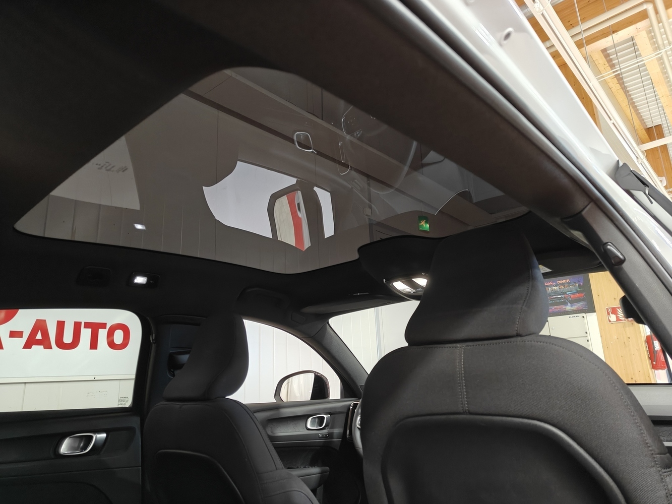 Volvo C40 vaihtoauto
