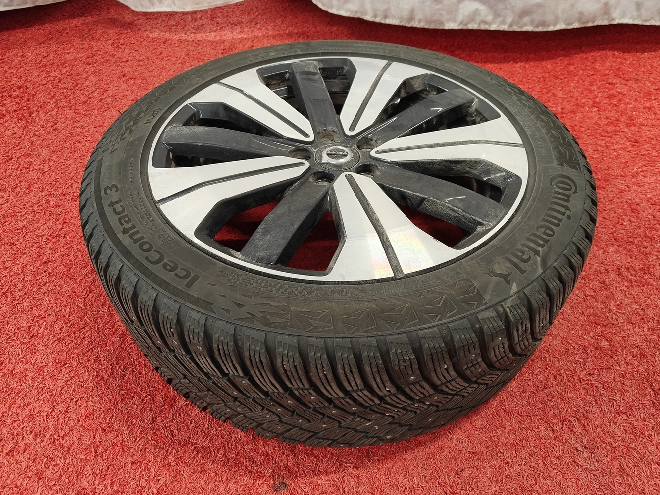 Volvo C40 vaihtoauto