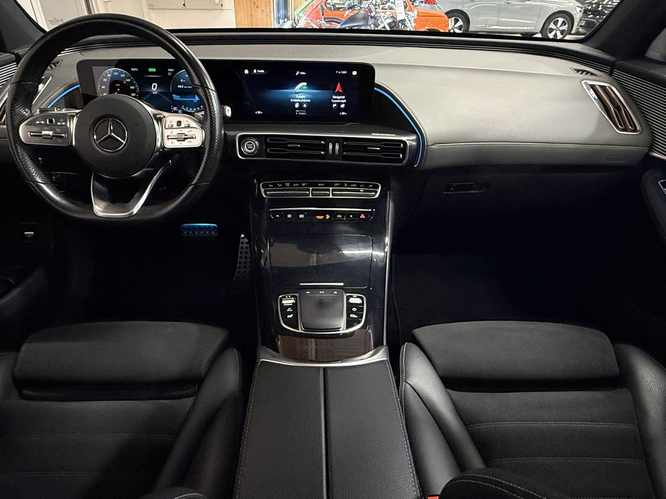 Mercedes-Benz EQC vaihtoauto