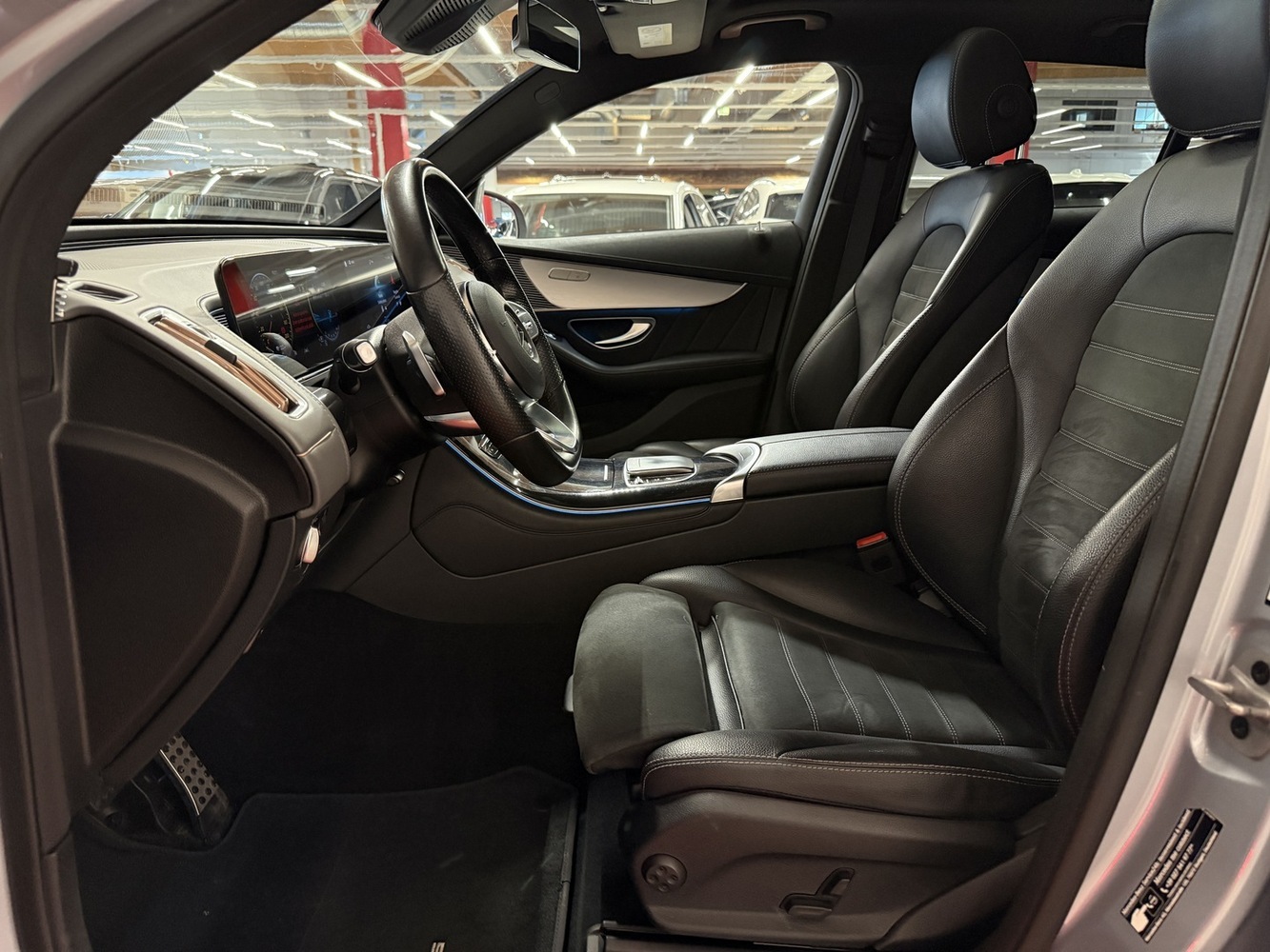 Mercedes-Benz EQC vaihtoauto