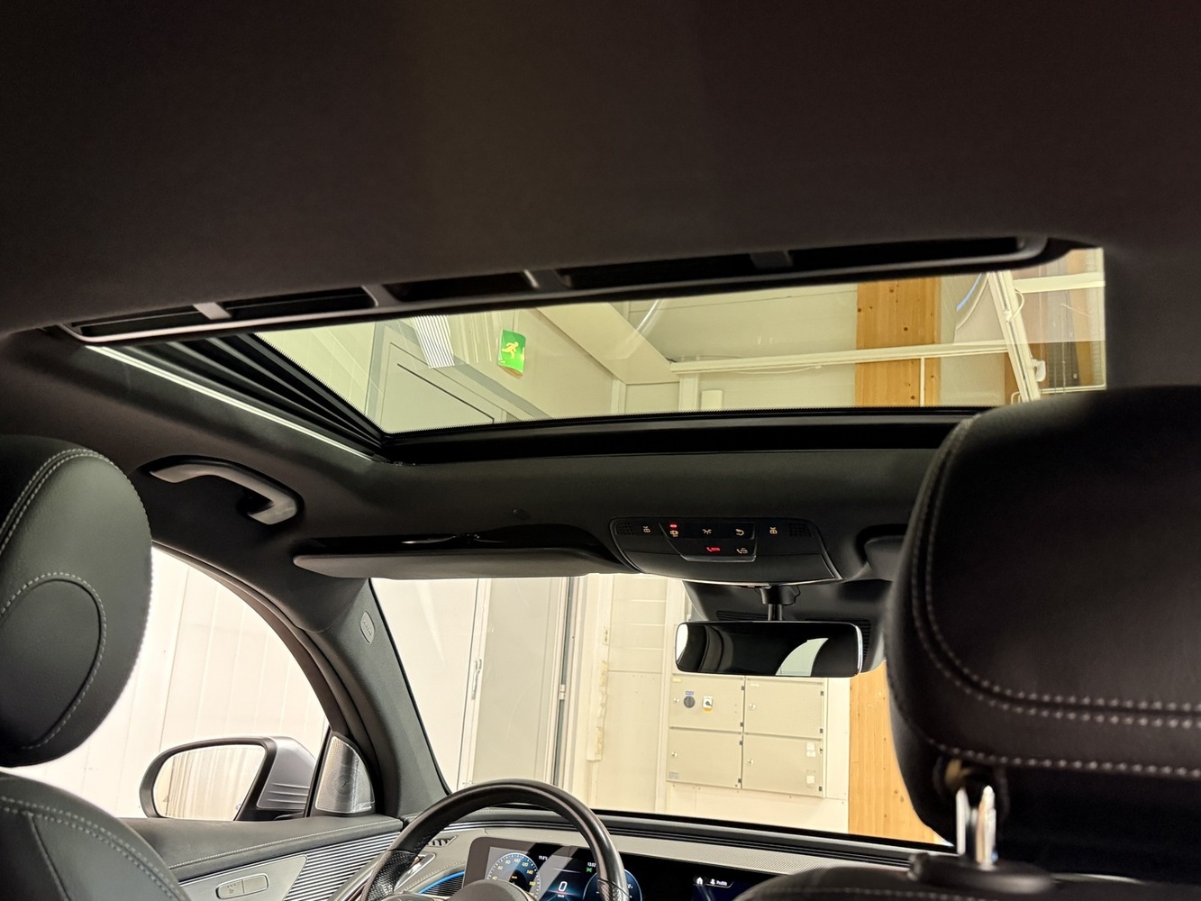 Mercedes-Benz EQC vaihtoauto