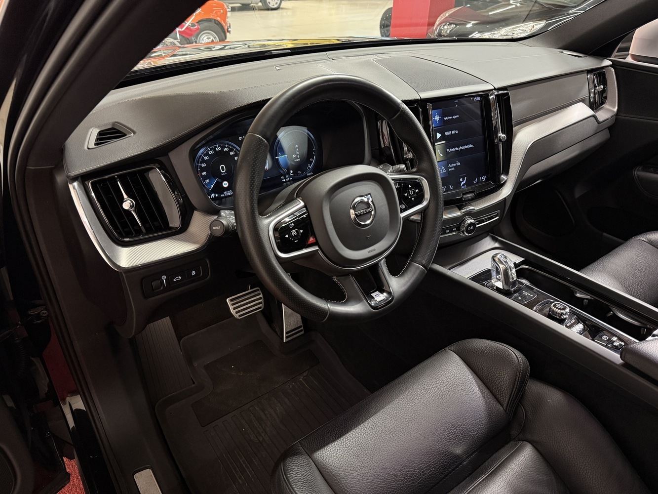 Volvo XC60 vaihtoauto