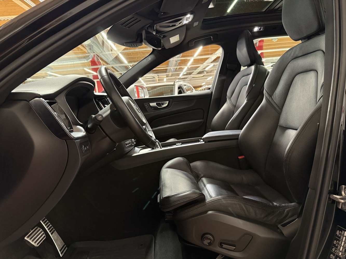 Volvo XC60 vaihtoauto