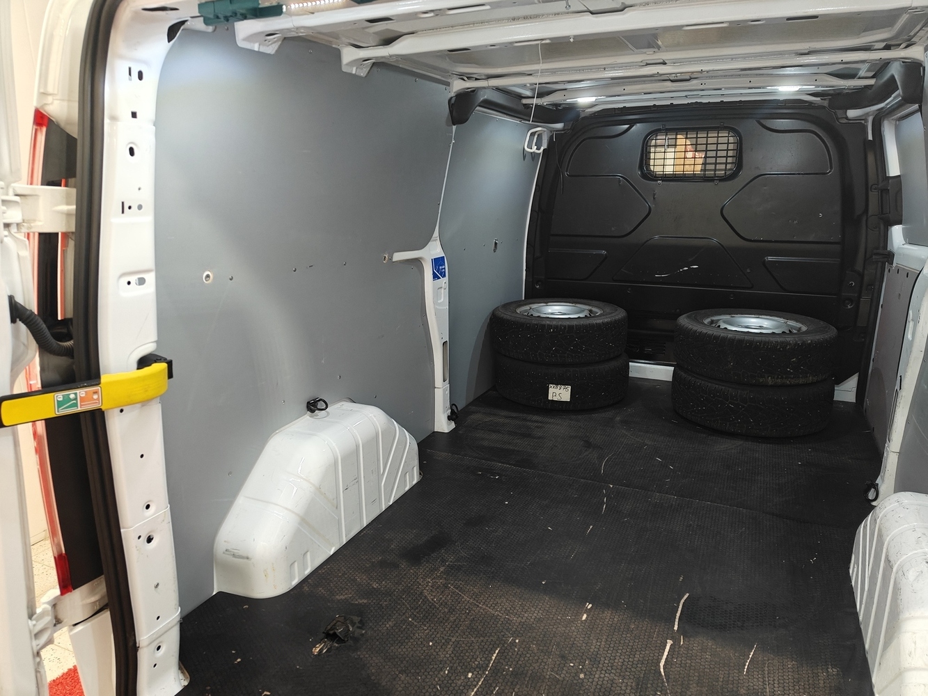 Ford Transit Custom vaihtoauto