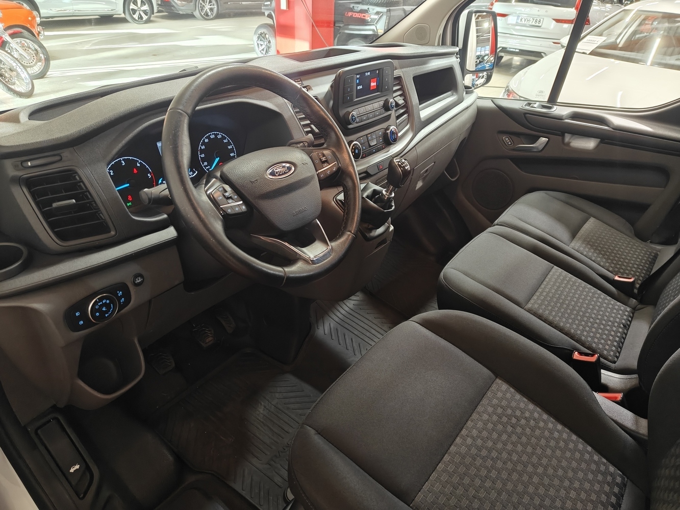 Ford Transit Custom vaihtoauto