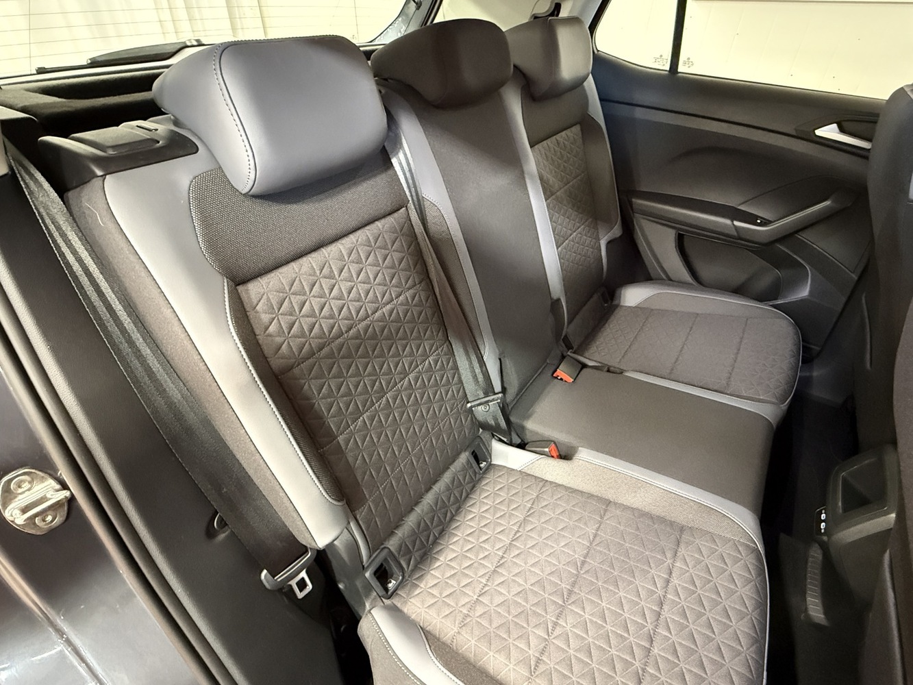 Volkswagen T-Cross vaihtoauto