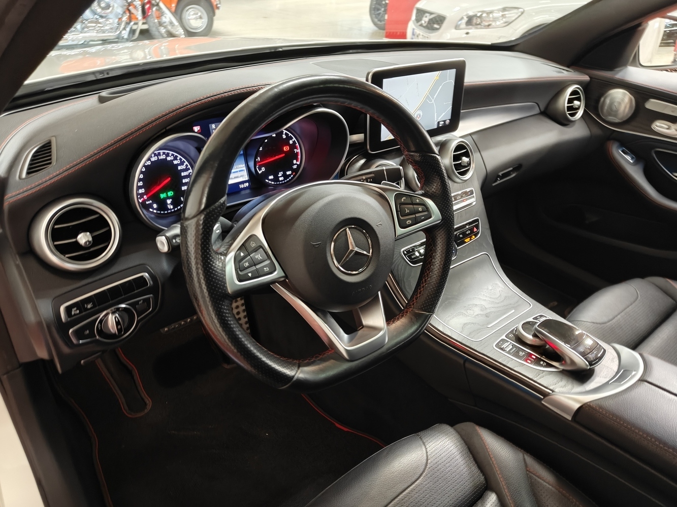 Mercedes-Benz C vaihtoauto