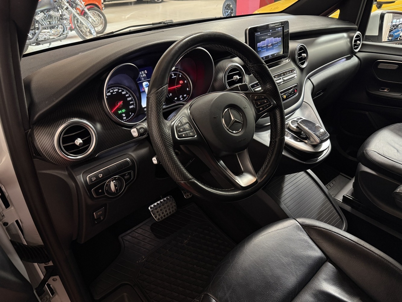Mercedes-Benz V vaihtoauto