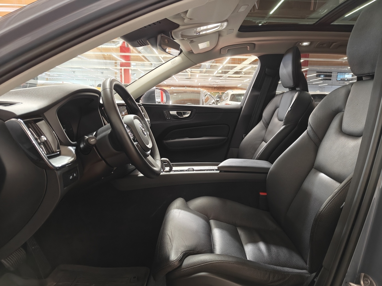 Volvo XC60 vaihtoauto