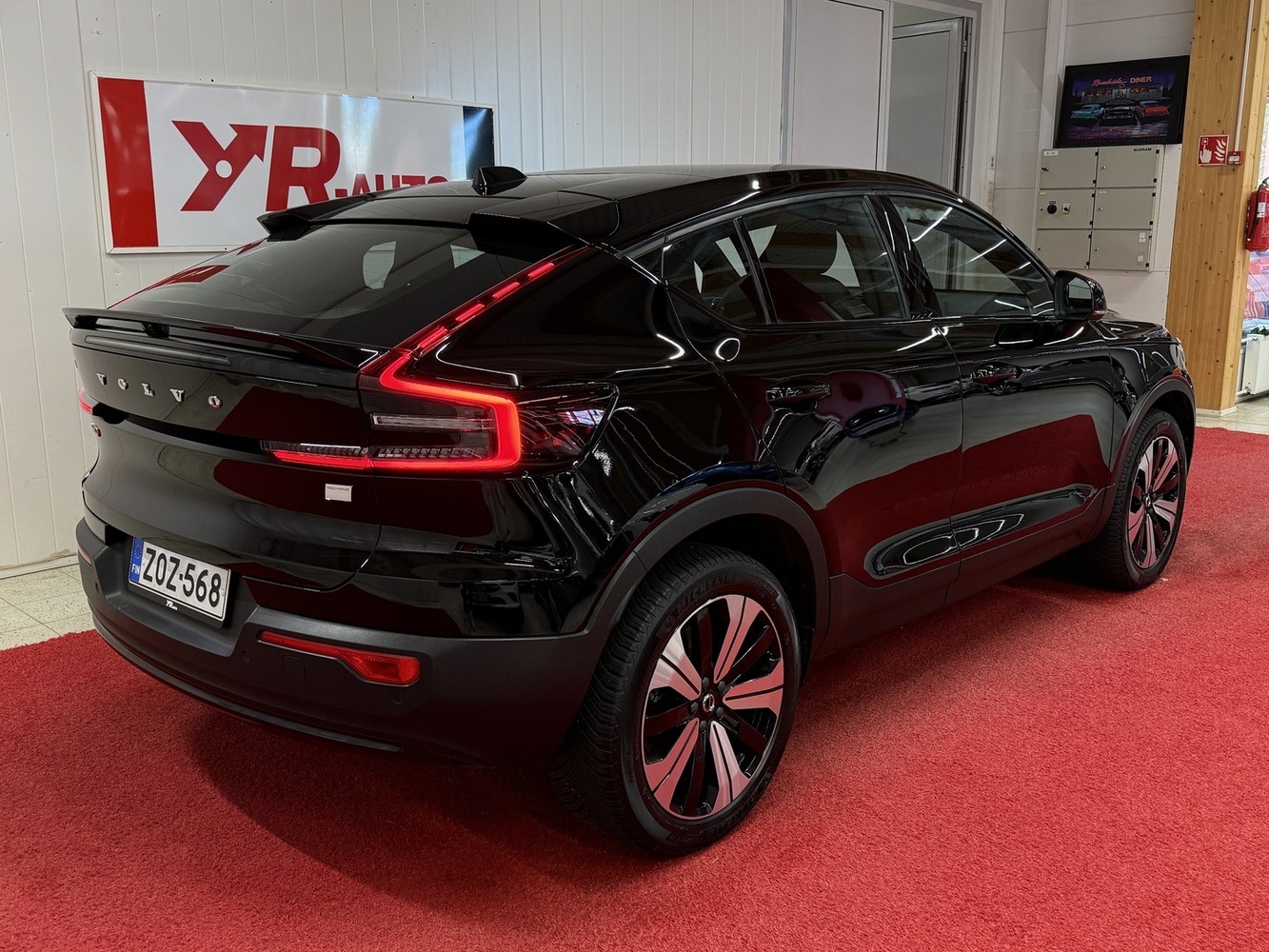 Volvo C40 vaihtoauto