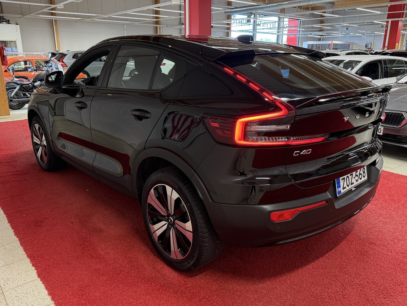 Volvo C40 vaihtoauto