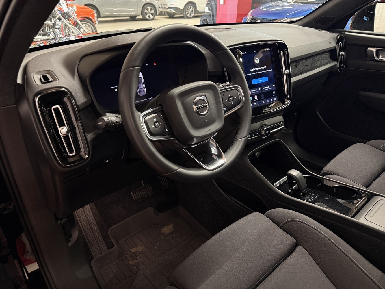 Volvo C40 vaihtoauto