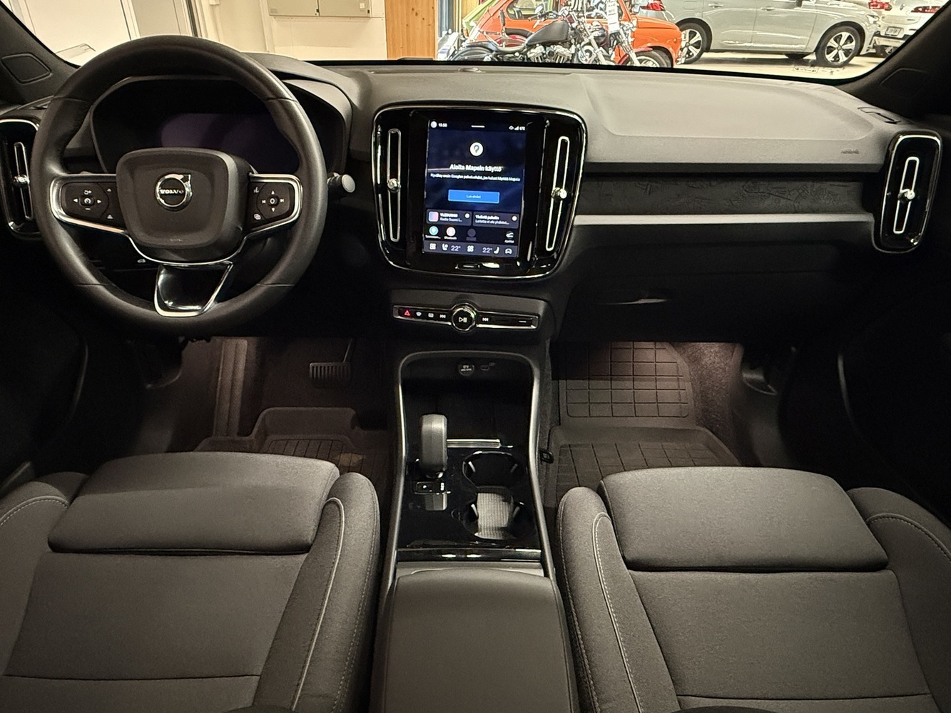 Volvo C40 vaihtoauto