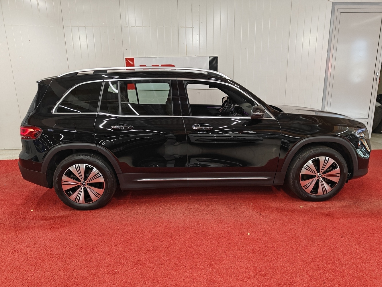 Mercedes-Benz EQB vaihtoauto