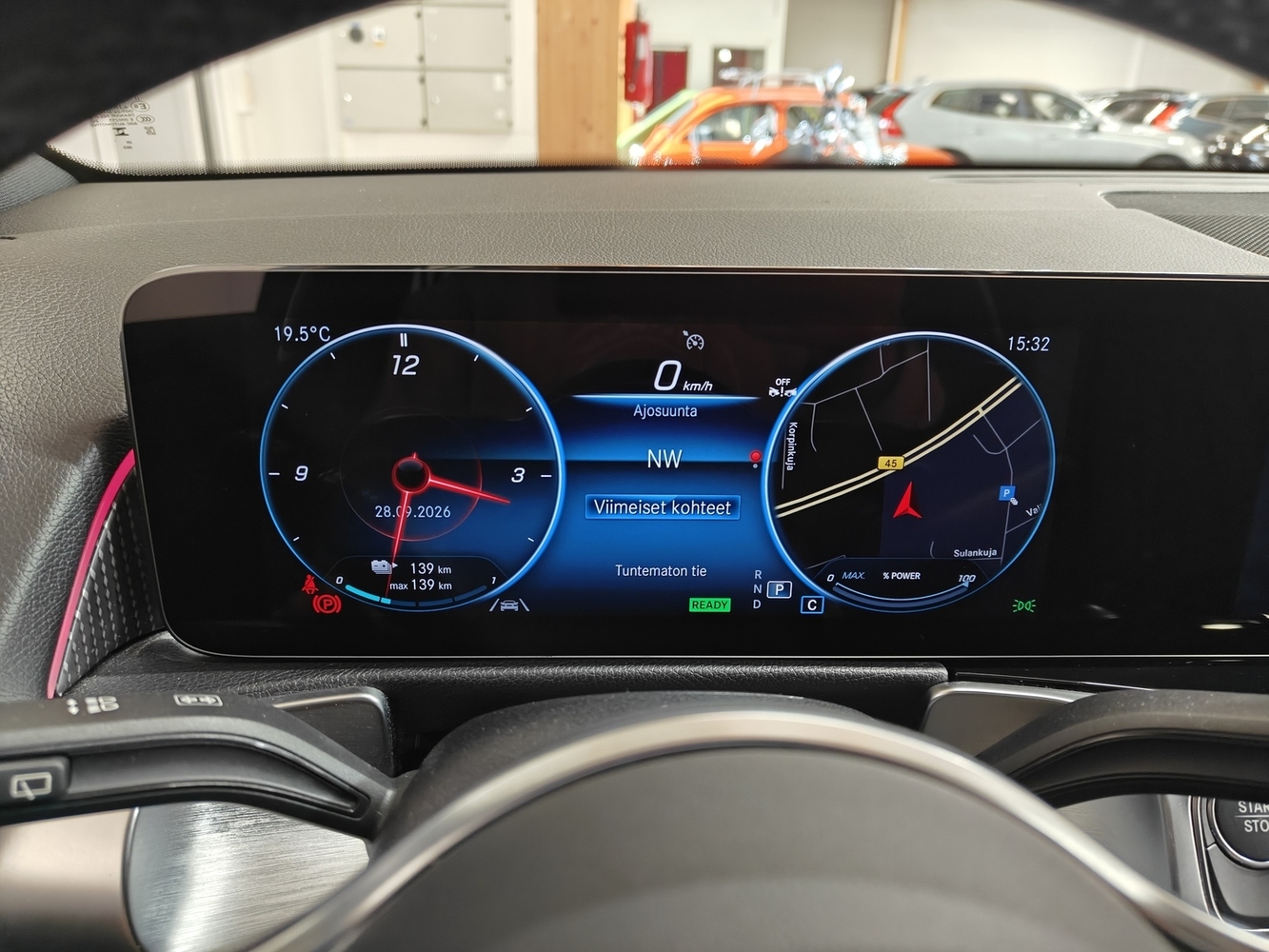 Mercedes-Benz EQB vaihtoauto