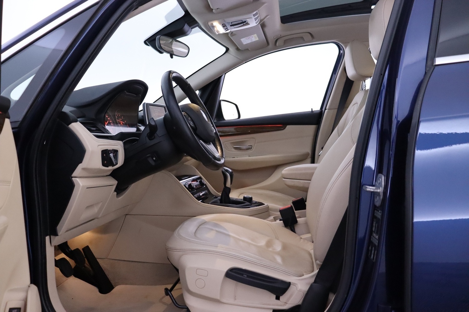 BMW 218 vaihtoauto