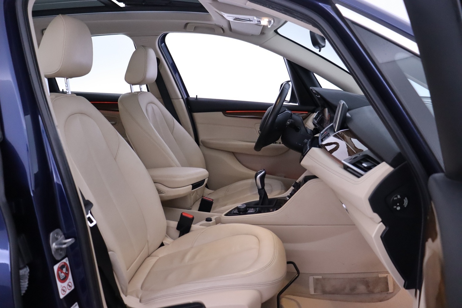 BMW 218 vaihtoauto