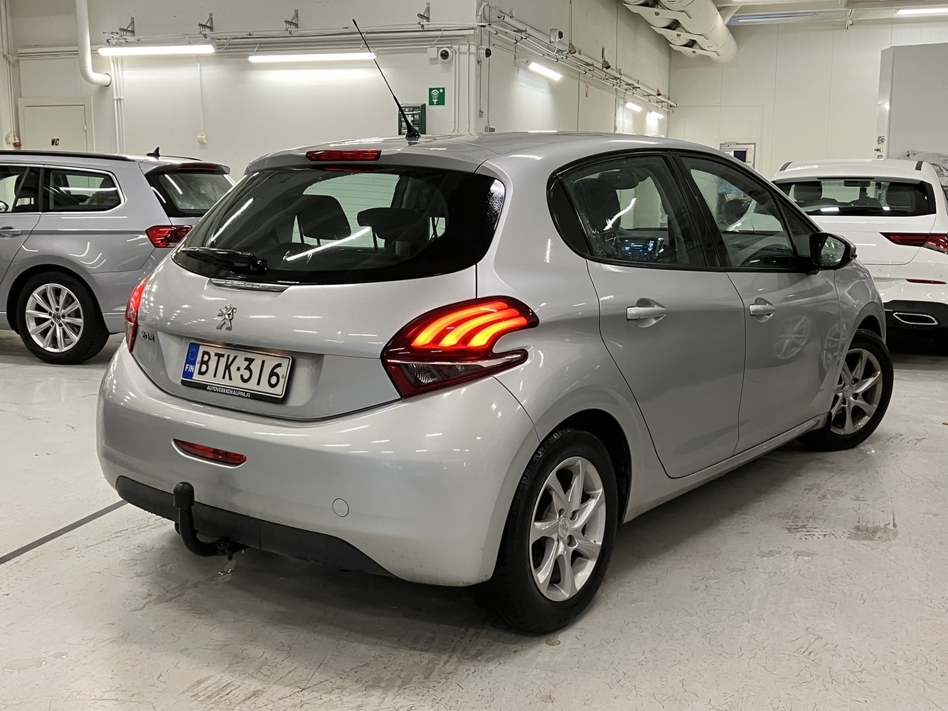 Peugeot 208 vaihtoauto