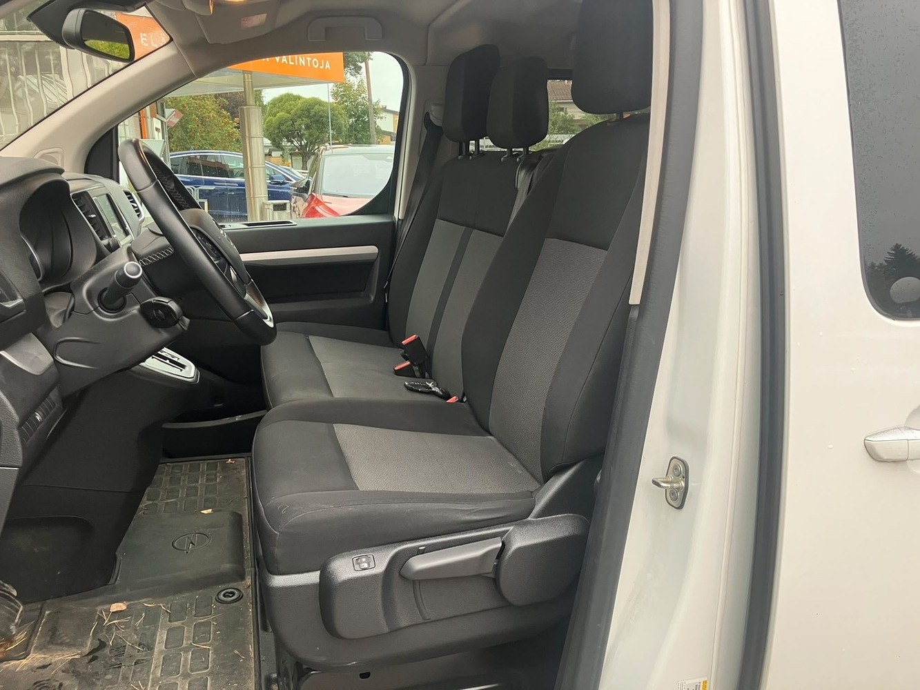 Opel Zafira-e vaihtoauto