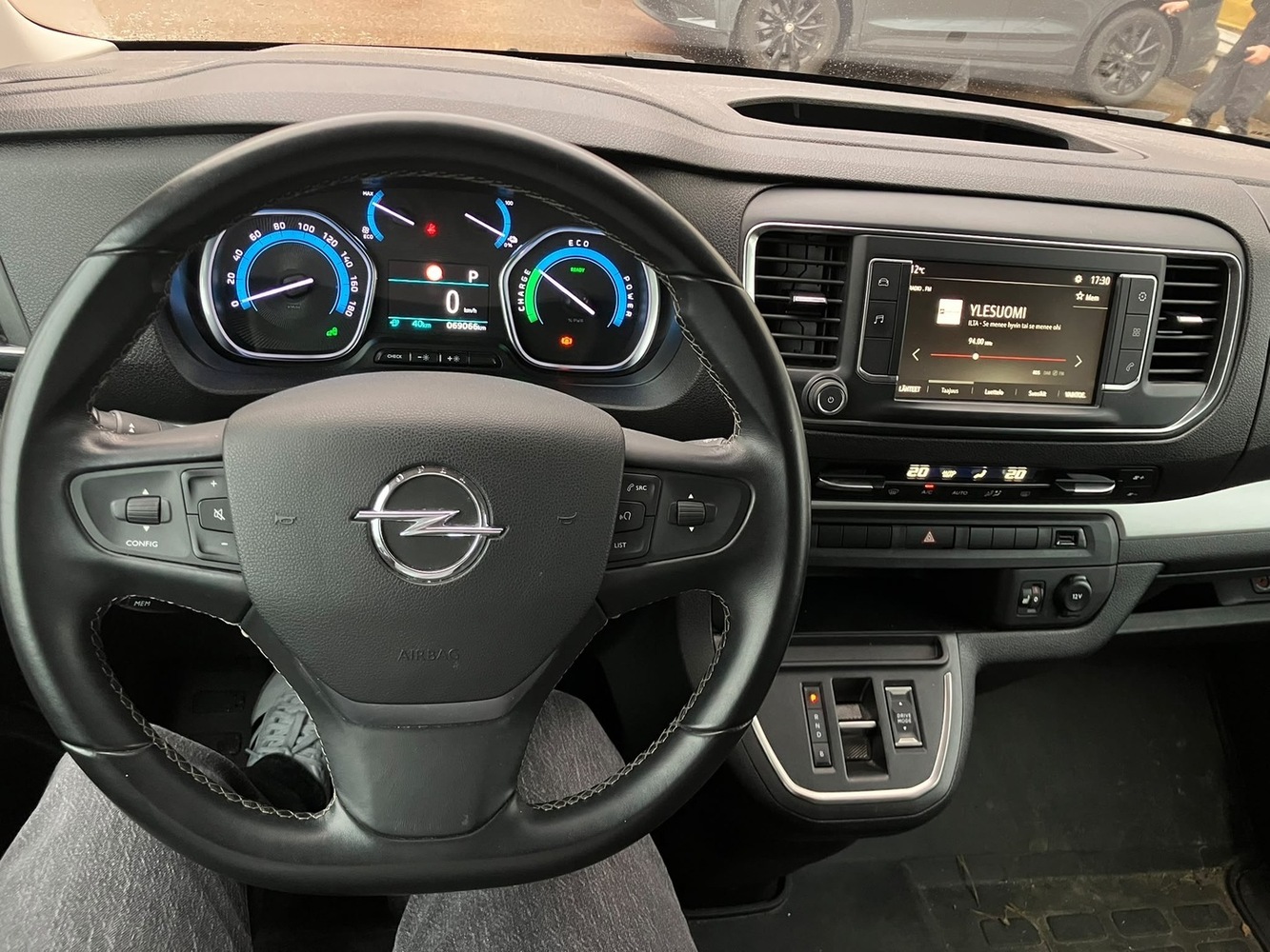 Opel Zafira-e vaihtoauto