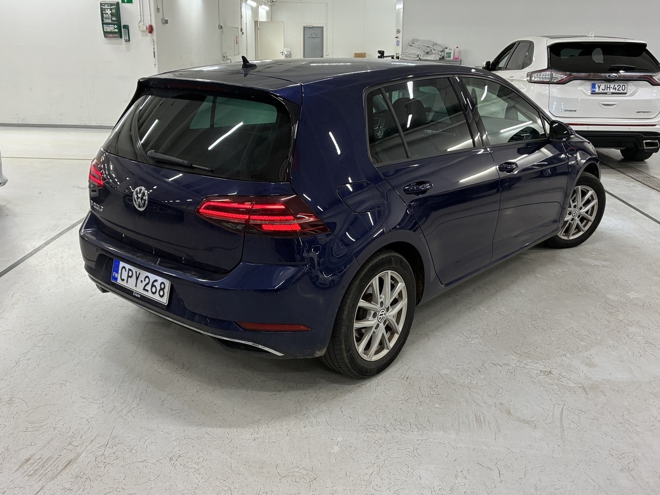 Volkswagen Golf vaihtoauto