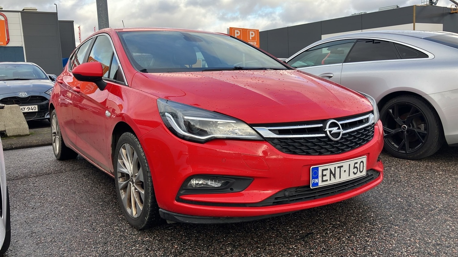 Opel Astra vaihtoauto