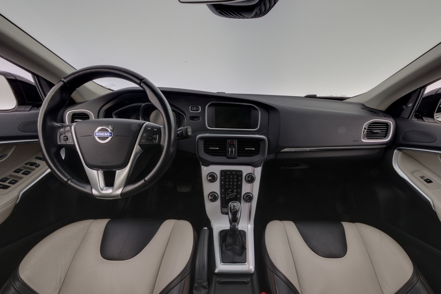 Volvo V40 Cross Country vaihtoauto