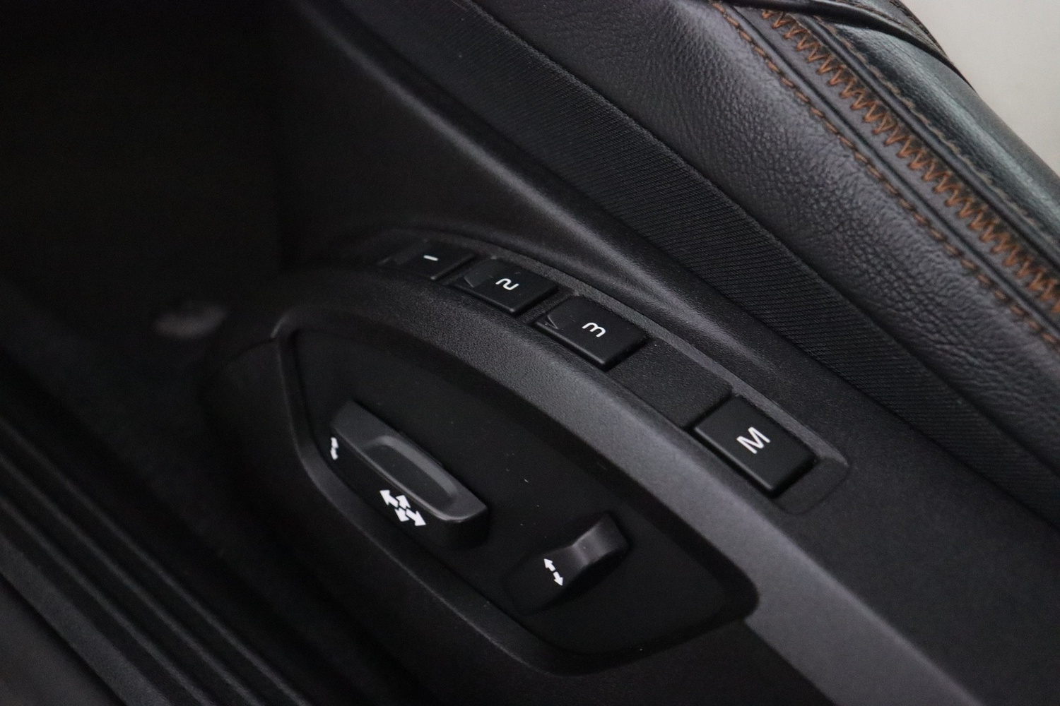 Volvo V40 Cross Country vaihtoauto